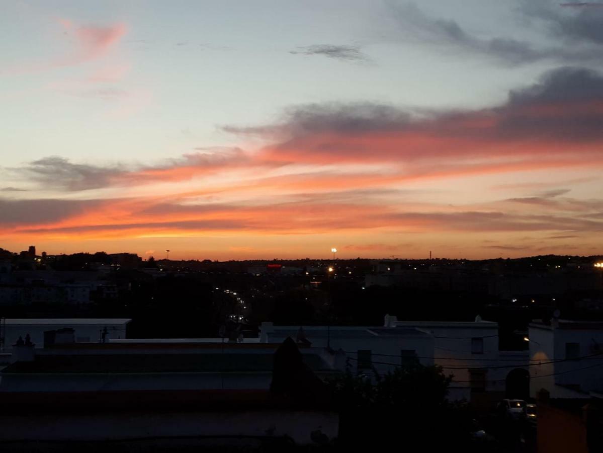 Apartamento Duplex El Monumento San Juan de Aznalfarache Luaran gambar